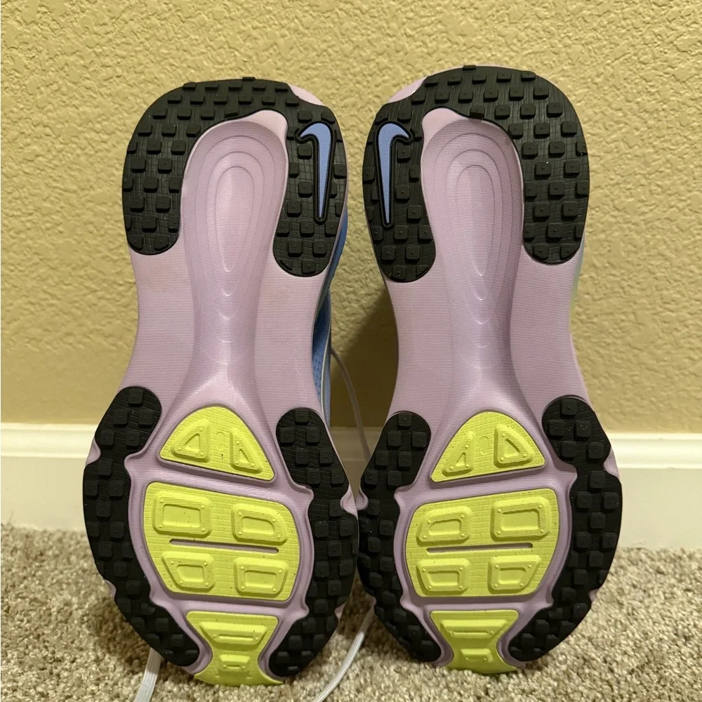 Nike Air Zoom Vomero 18 Running Shoes - Picture 6 of 8